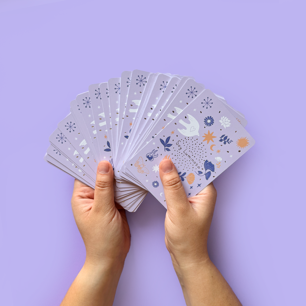 Cartas Soy Luminosa PAZ + Manual - Mazo cartas inspiradoras - Oráculo y Autoconocimiento